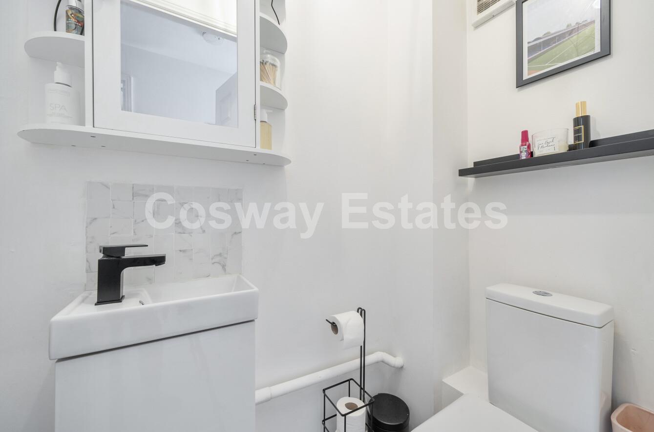 Earl Close, N11, London